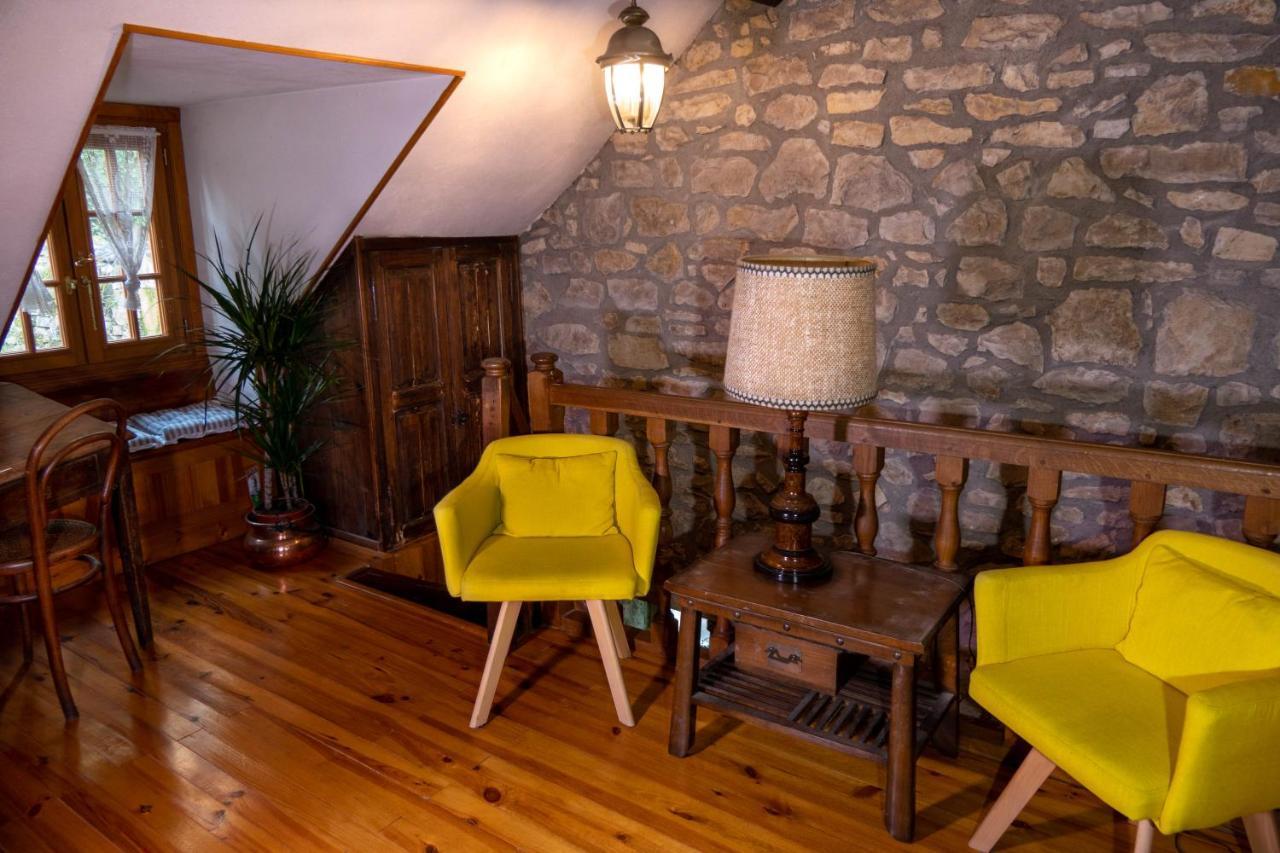 Maison Avec Patio Dans Le Centre Historique Βίλα Terrasson Εξωτερικό φωτογραφία