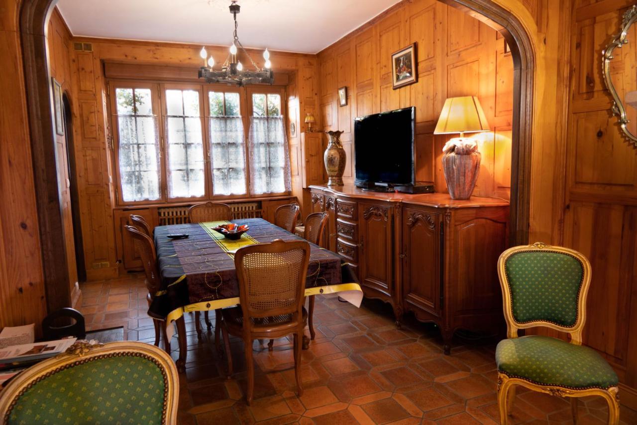 Maison Avec Patio Dans Le Centre Historique Βίλα Terrasson Εξωτερικό φωτογραφία