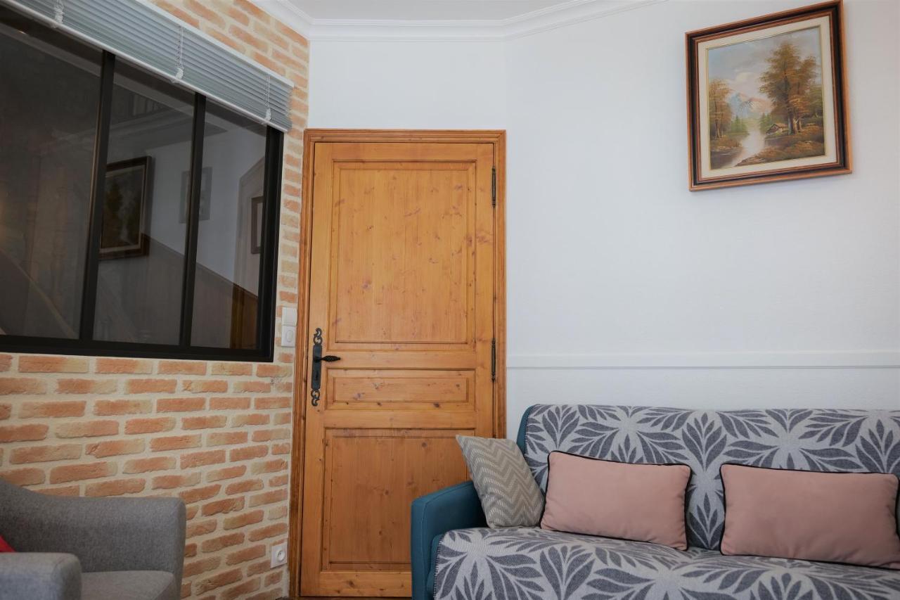 Maison Avec Patio Dans Le Centre Historique Βίλα Terrasson Εξωτερικό φωτογραφία