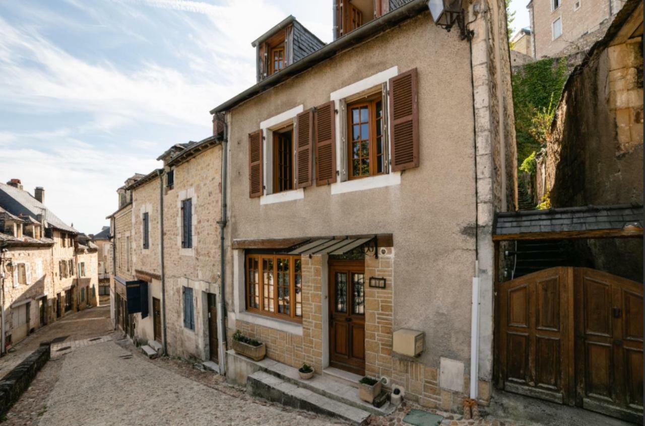 Maison Avec Patio Dans Le Centre Historique Βίλα Terrasson Εξωτερικό φωτογραφία