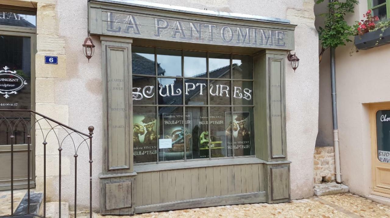 Maison Avec Patio Dans Le Centre Historique Βίλα Terrasson Εξωτερικό φωτογραφία